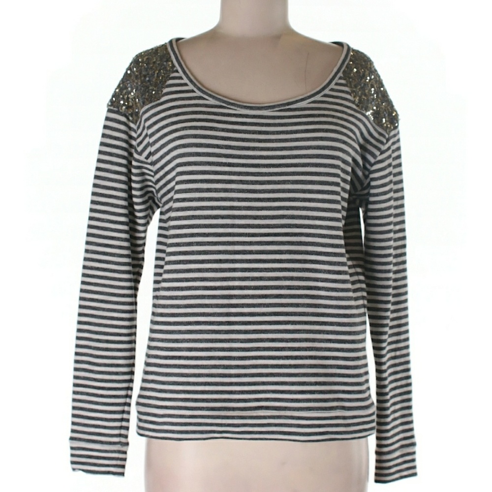 Boston Proper Sweatshirt with sequins shoulders